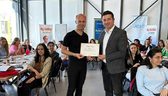 Kobi-Line CEO’su Fuat Böge'den Girişimci Kadınlara Mentorluk!